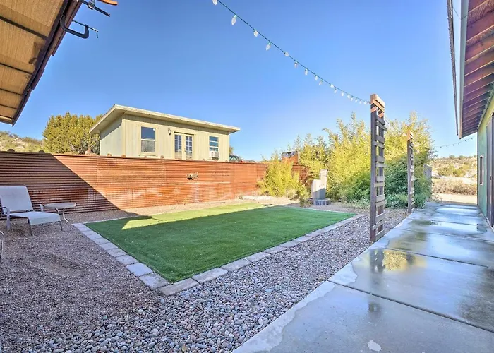 Mtn-view W/ Fenced Backyard In Rimrock! *