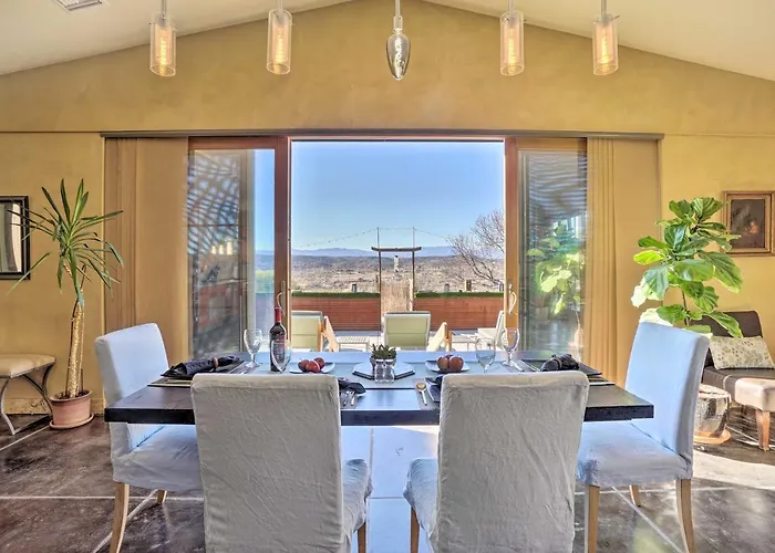 Mtn-view W/ Fenced Backyard In Rimrock! *